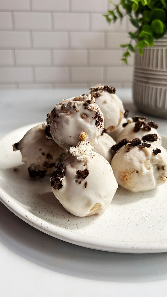 Oreo" Protein Donut Holes