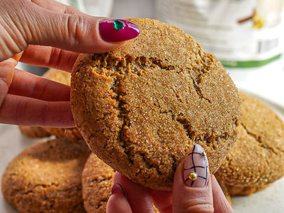 Horchata Gingerbread Protein Cookies