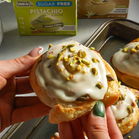 Pistachio Vanilla Puff Pastry Rolls