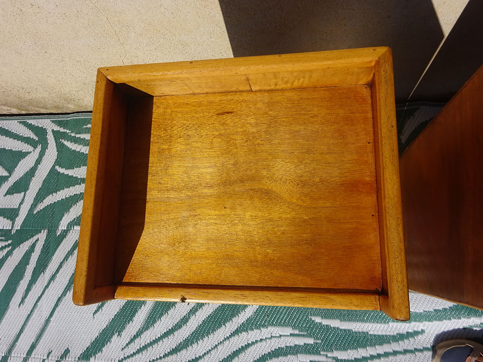 Miniature : chevet simple en bois, vue de dessus
