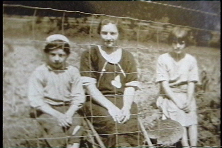 Guy, Jeanette, Melda