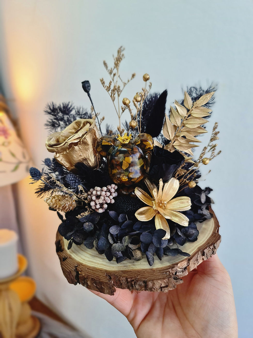 縮圖：Crystal Resin Bear Preserved Flower W/ Wooden Plate