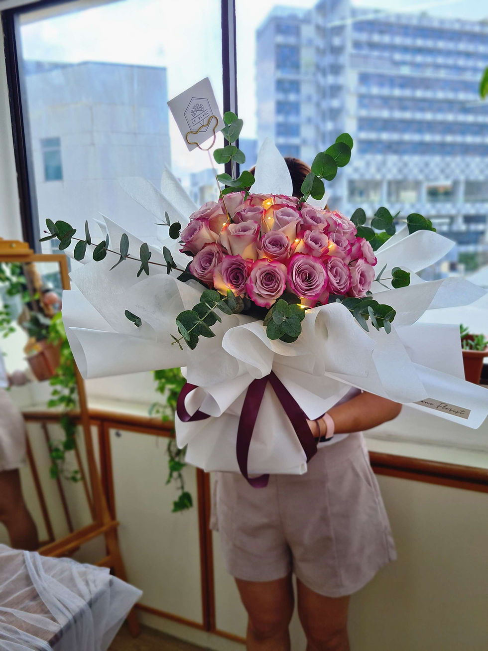 Thumbnail: Love you 24/7 (24 Purple Roses)