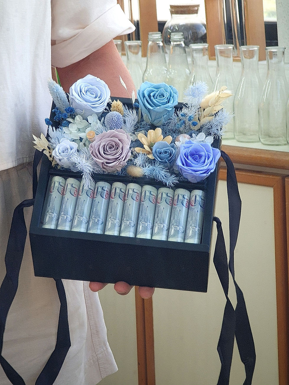 Thumbnail: Preserved Money Flower Box - Blue (Cash Not Included)