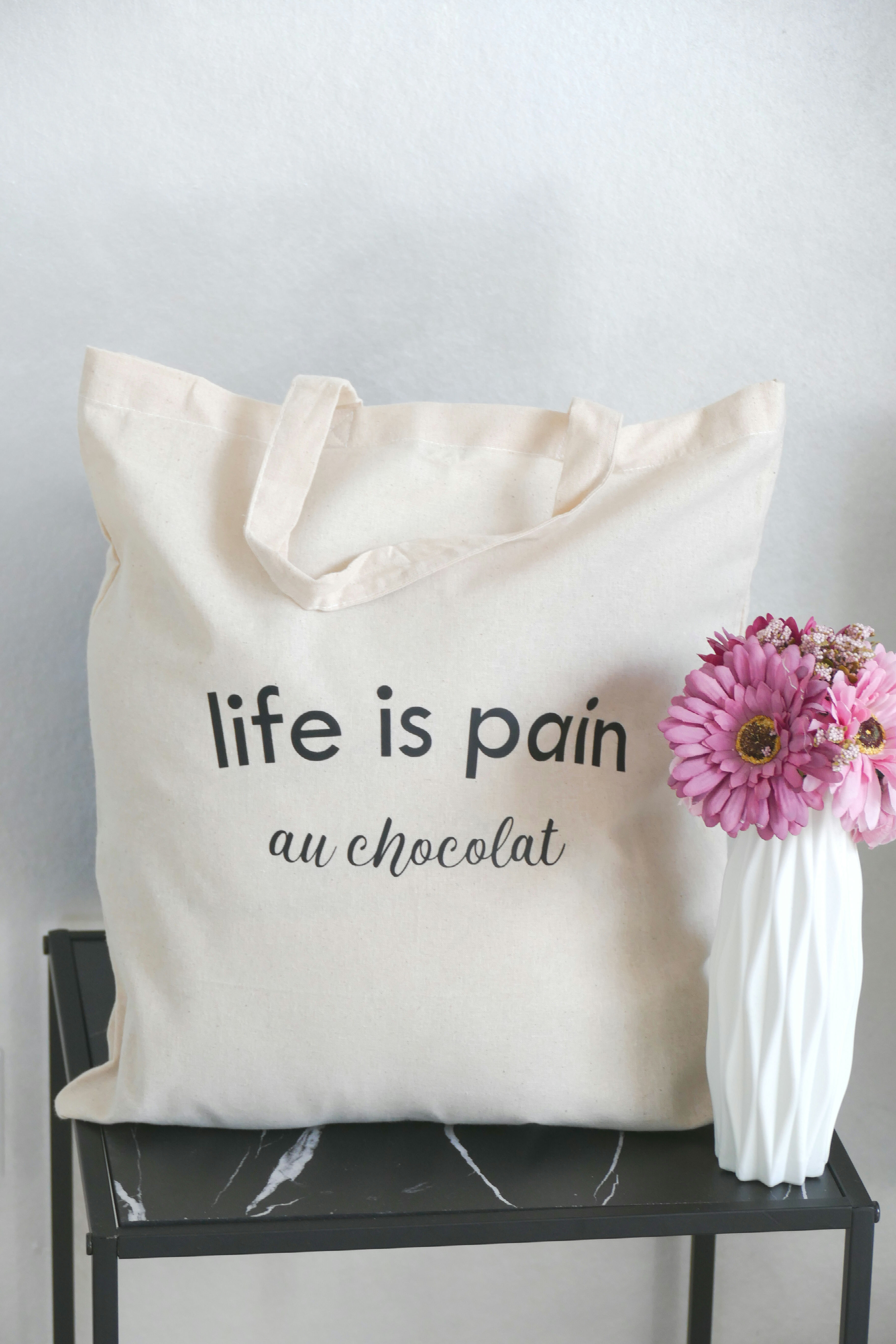 Life is pain au chocolat