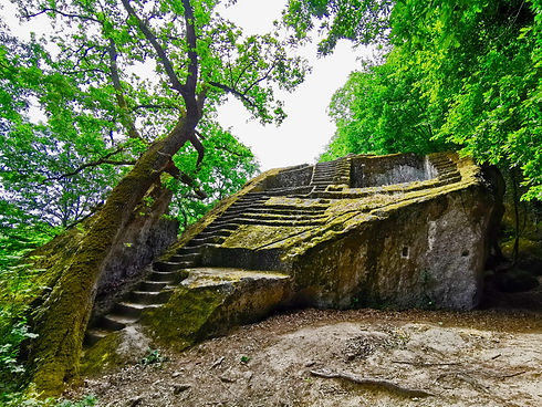 piramide bomarzo