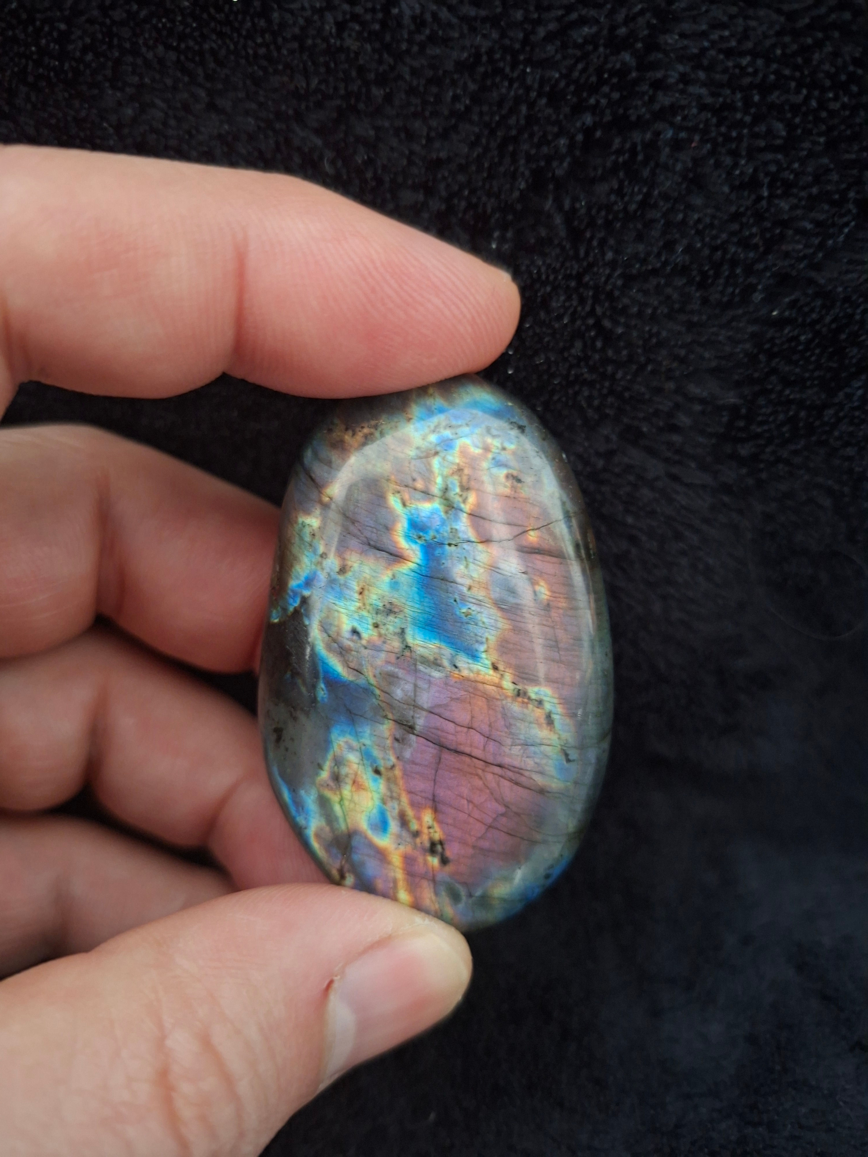 Galet Spectrolite n°5 (53gr) Madagascar 