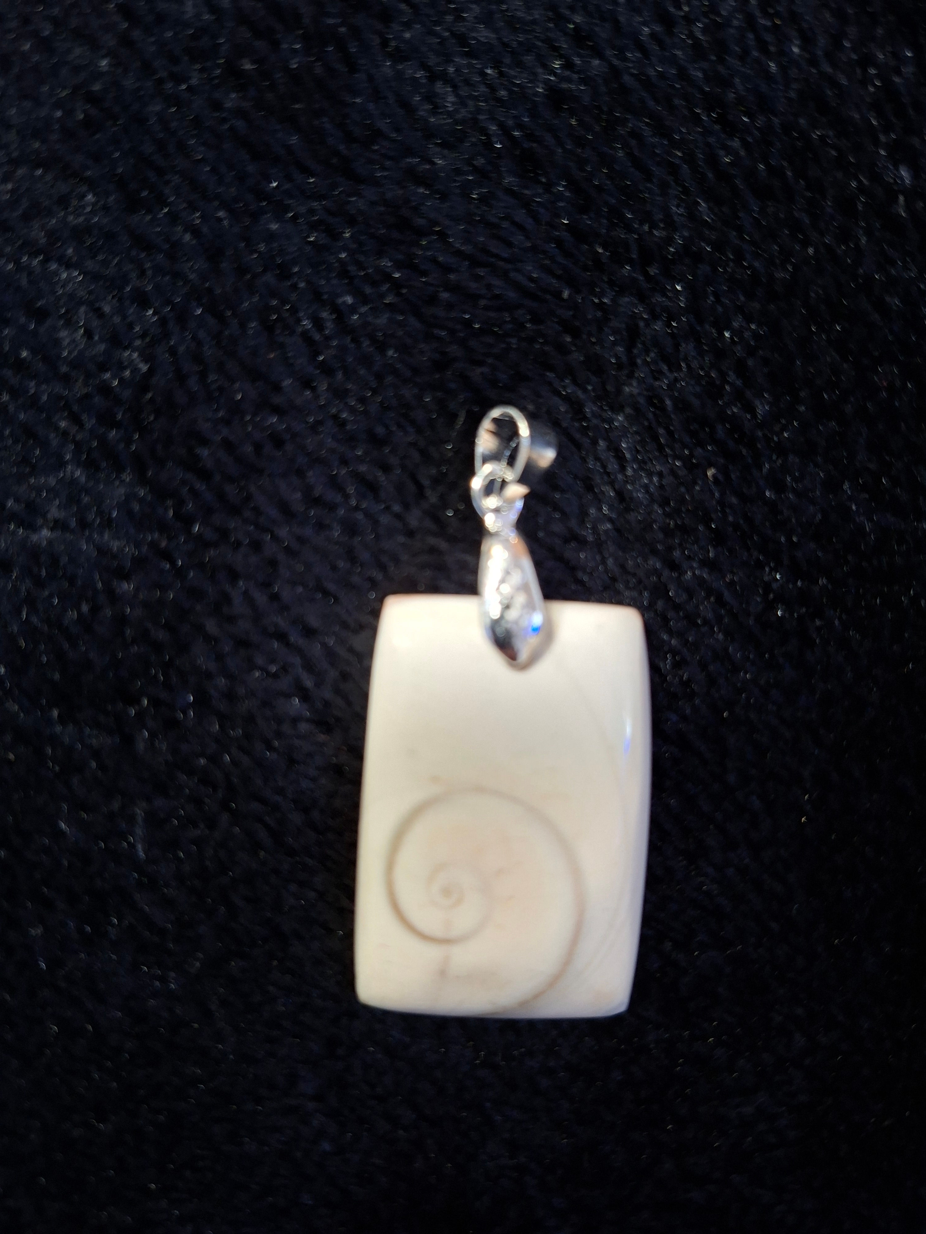 Pendentif Œil Sainte Lucie n°7