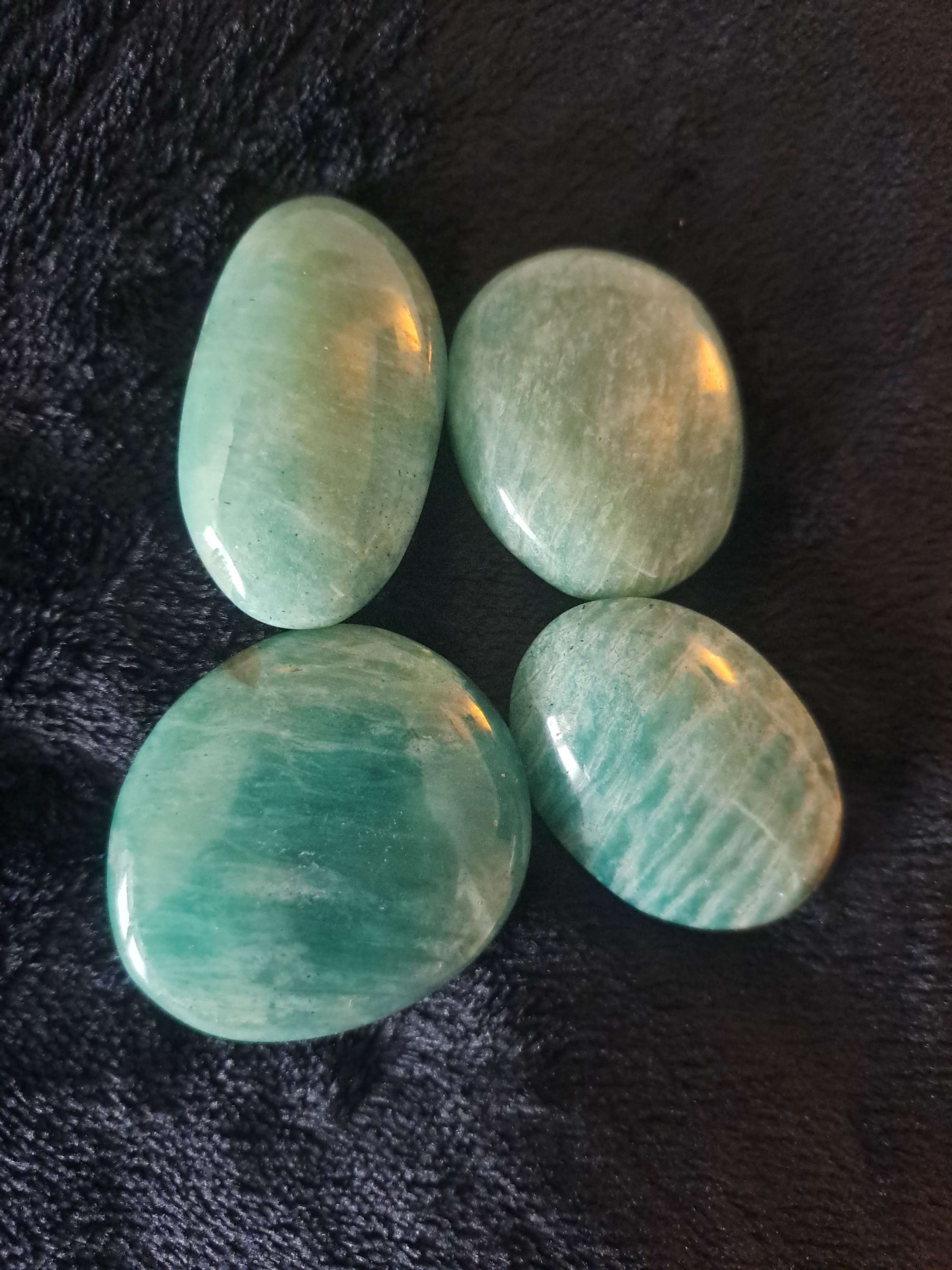 Galet Amazonite Madagascar Divers
