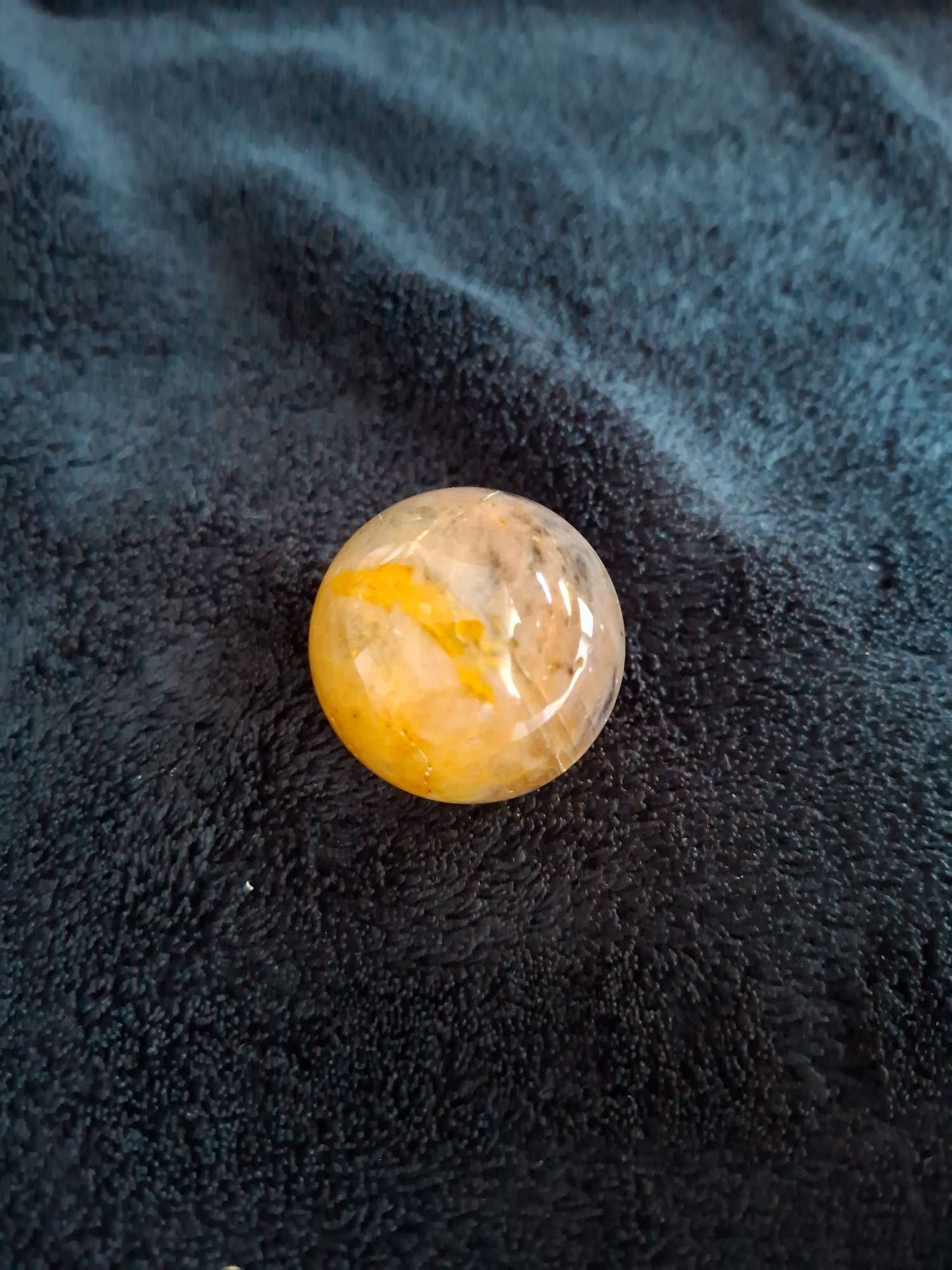 Sphère Pierre de Lune n°13 (0.06kg) Madagascar 