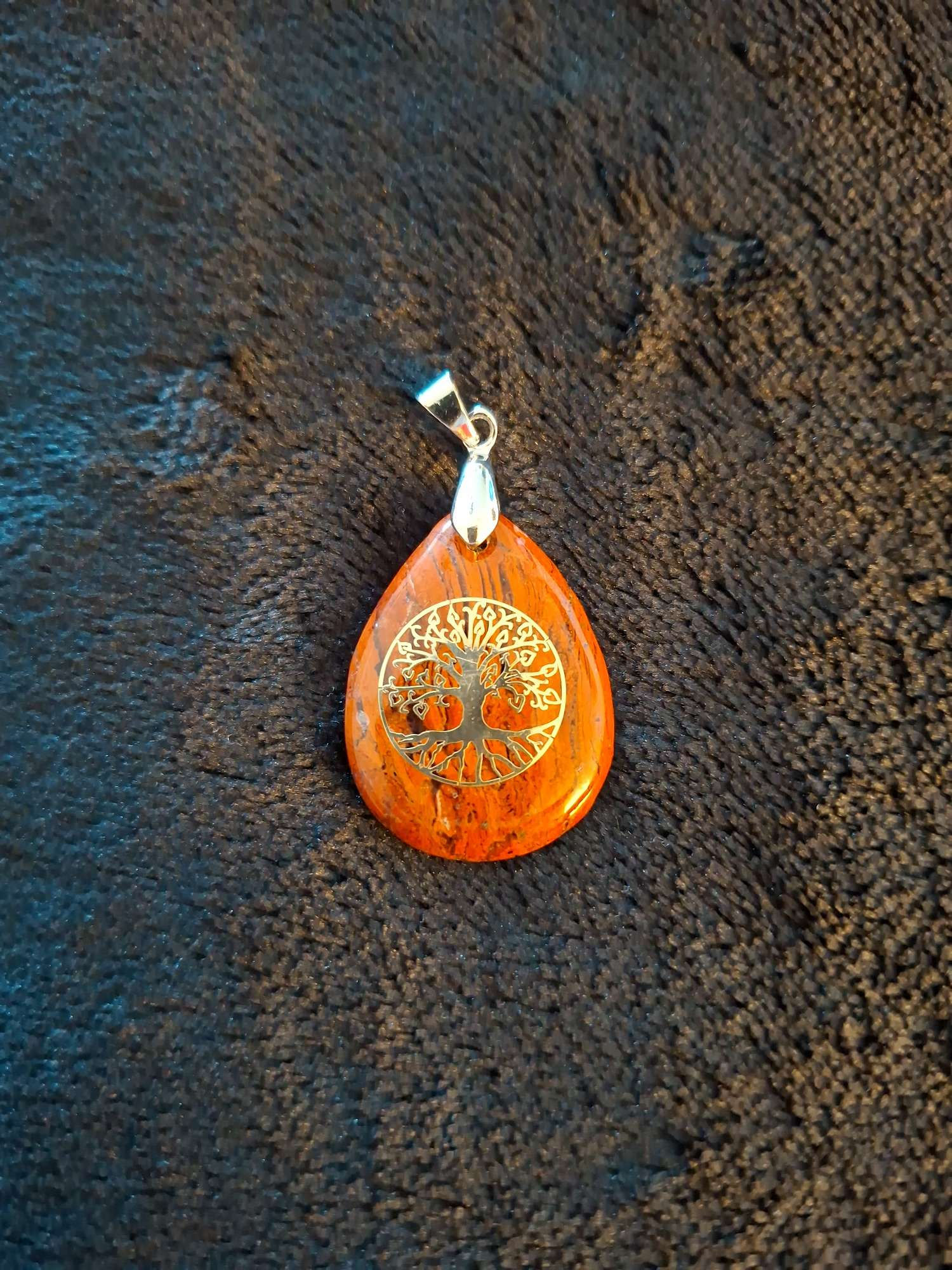 Pendentif Jaspe Rouge Arbre de vie n°6