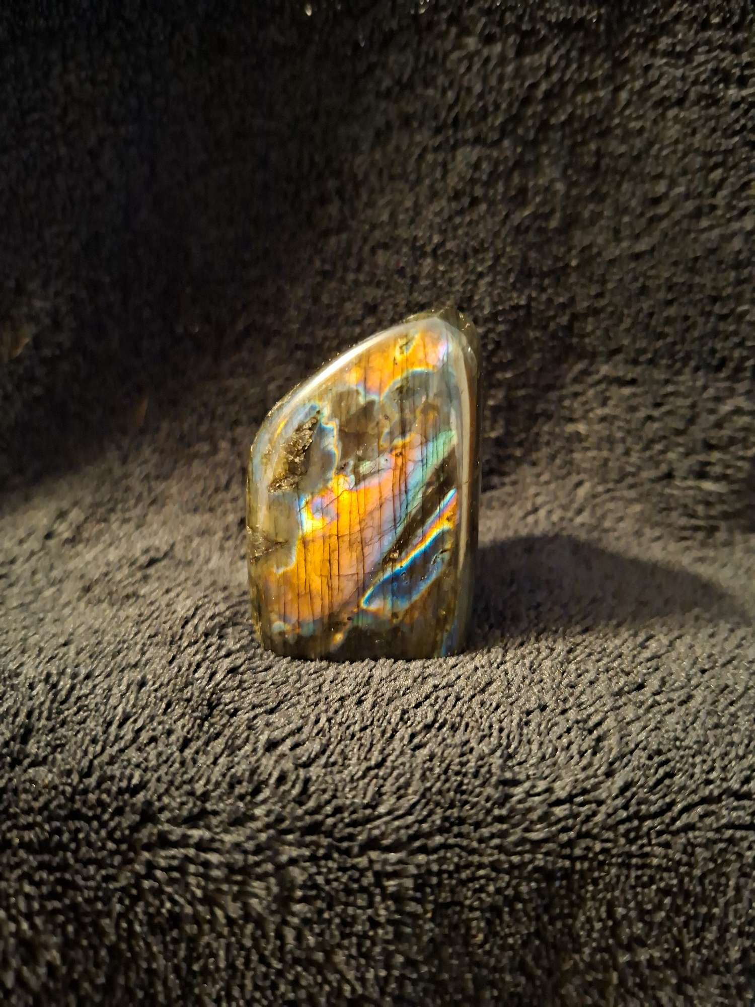 Labradorite/Spectrolite n°25 (0.07kg) Madagascar 