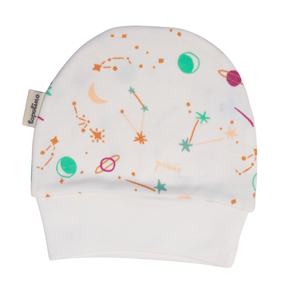 Бебешка шапка от памучно трико "Космос"