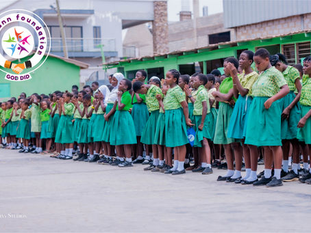 Students prayer moment.