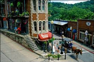 Eureka Springs Hotels