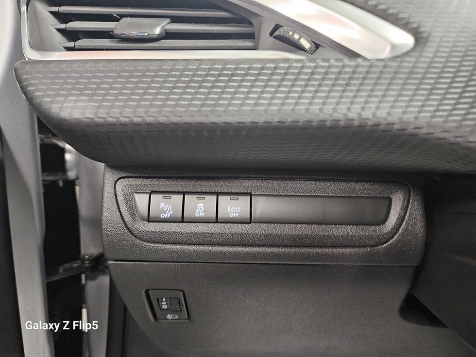 Miniature : Peugeot 208 2017 1.2 VTi 110 chv Allure 107 000 km