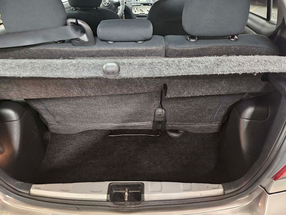 Miniature : Toyota Yaris VVTi 85 CH 167 000 Km Linea Luna 