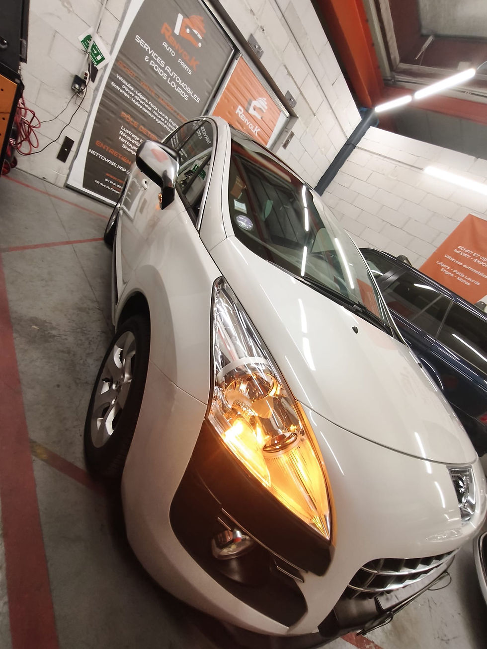 Miniature : Peugeot  3008  2012 1.6 thp 150 CH  Boite Automatique 125.000Km 