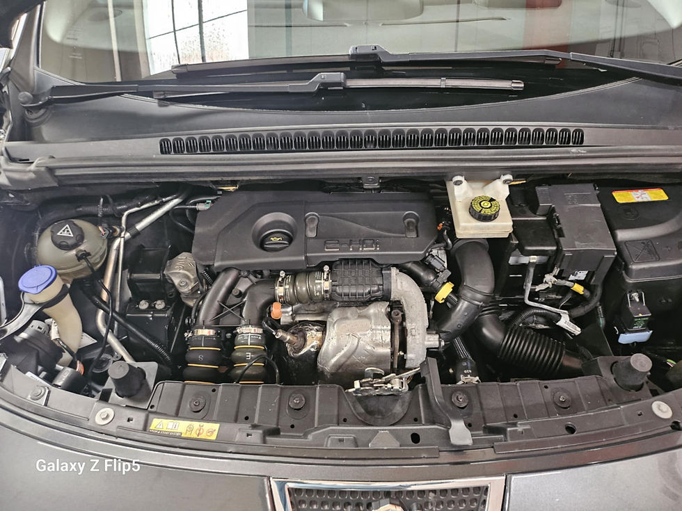 Miniature : Peugeot 3008 1.6 eHDi 115ch 2012 158000km 