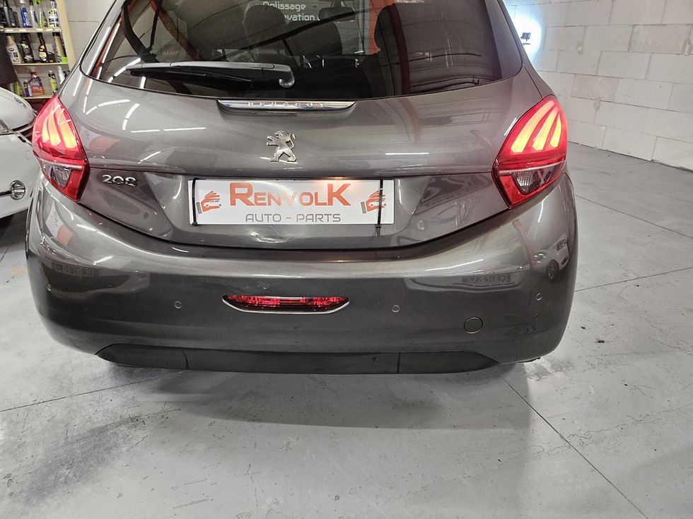 Miniature : Peugeot 208 Style 1.2 VTi 2017 143 000 Km