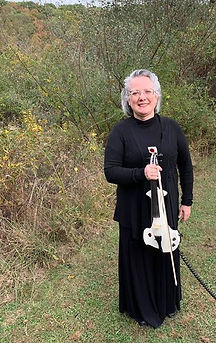 SOLO VIOLIN ON MOUNTAINTOP