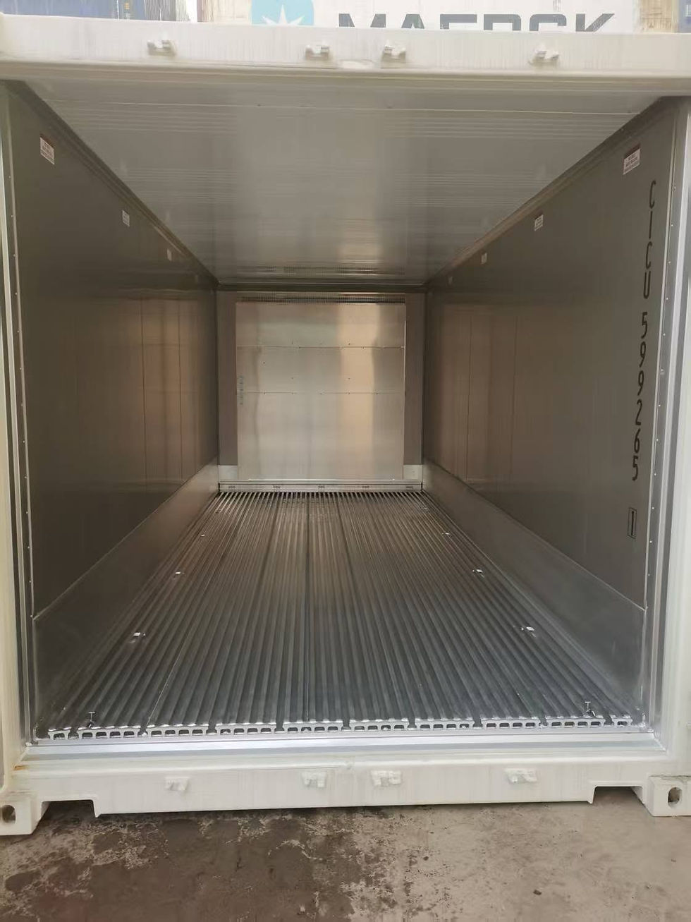 Thumbnail: 6m / 20ft Refrigerated Reefer Container – Thermo King