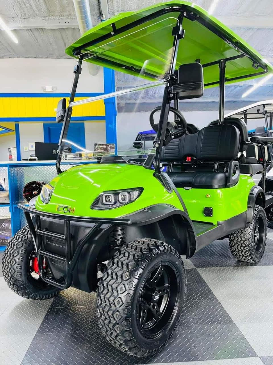 New 2022 ICON i40L 4-Passenger Electric Golf Cart