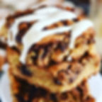 Cinnamon Bun Blondies
