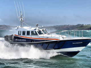 SAFEHAVEN MARINE SUPPLY NEW INTERCEPTOR 48 PILOT BOAT TO WILLIAMS SHIPPING IN THE UK