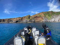 "casa dos Castanheiros" "guesthouse" " Azores" Alogemento local" "activities" "diving" " scuba diving" boat trip"