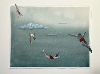 En collage med udspringere i frit fald fra himlen mellem et par skyer.
