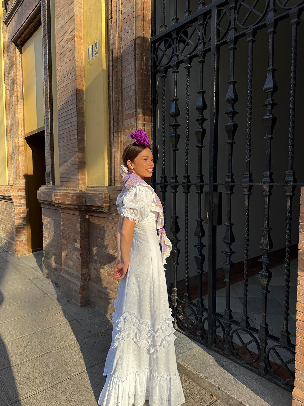Miniatura: Bata Sevillana