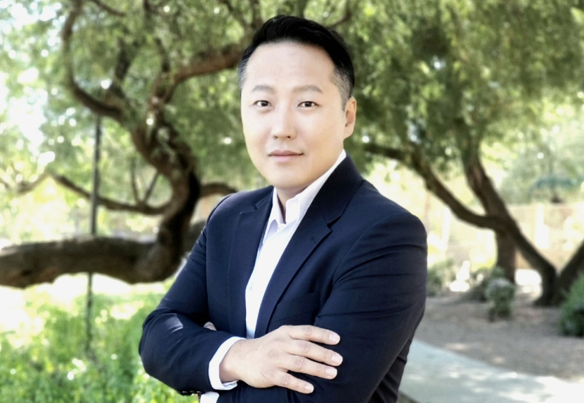 Hyuk Kim
