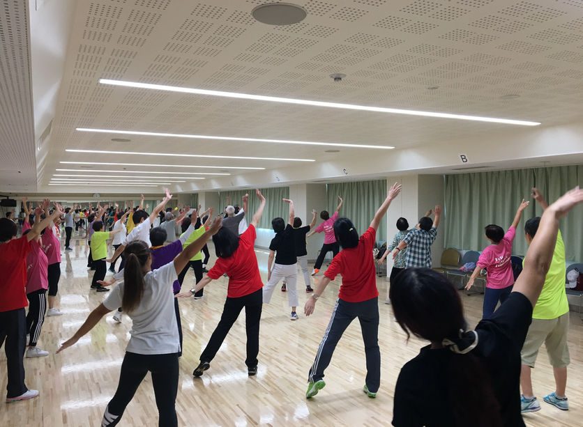 r1シニア スポーツ.jpg
