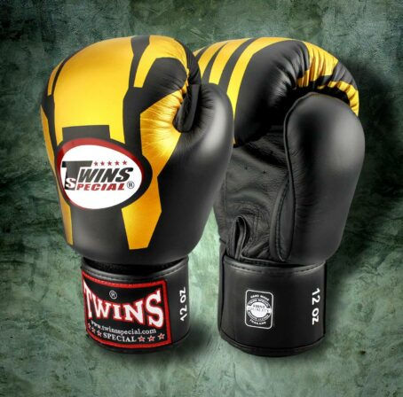 [OUT OF STOCK] Twins Special Boxing Gloves (War Machine)