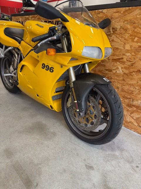 Thumbnail: Ducati Sbk 996