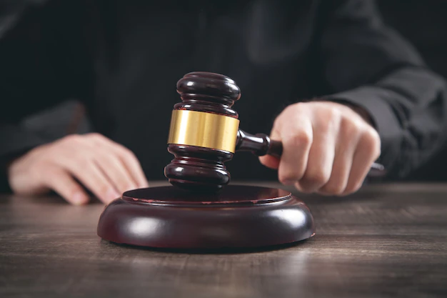 Pericias e assitente judiciais