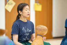 チャンティングをする