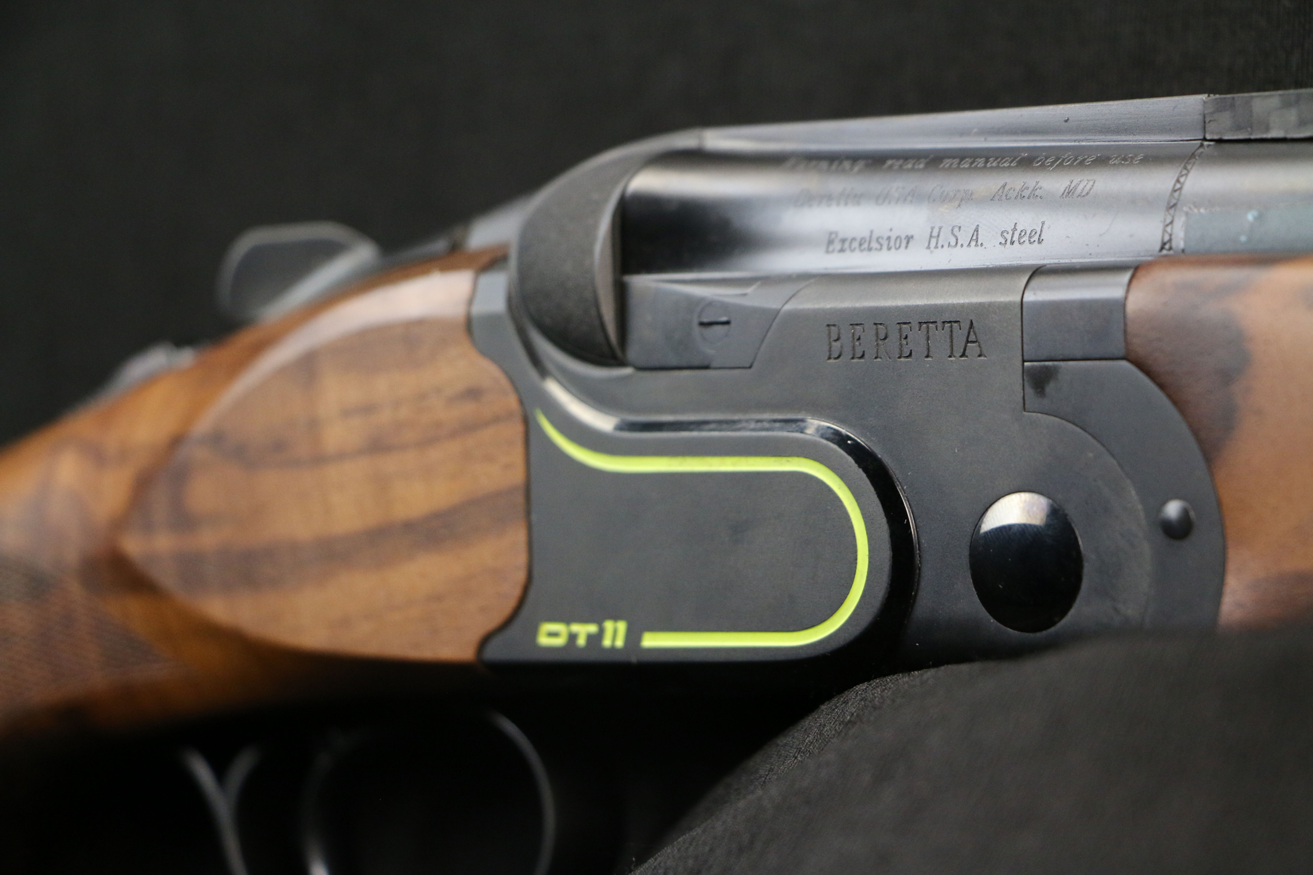 Beretta DT11 Black DLC B-Fast, JDT1B12MBDLC, 12 Gauge, 32" (DT26798W)