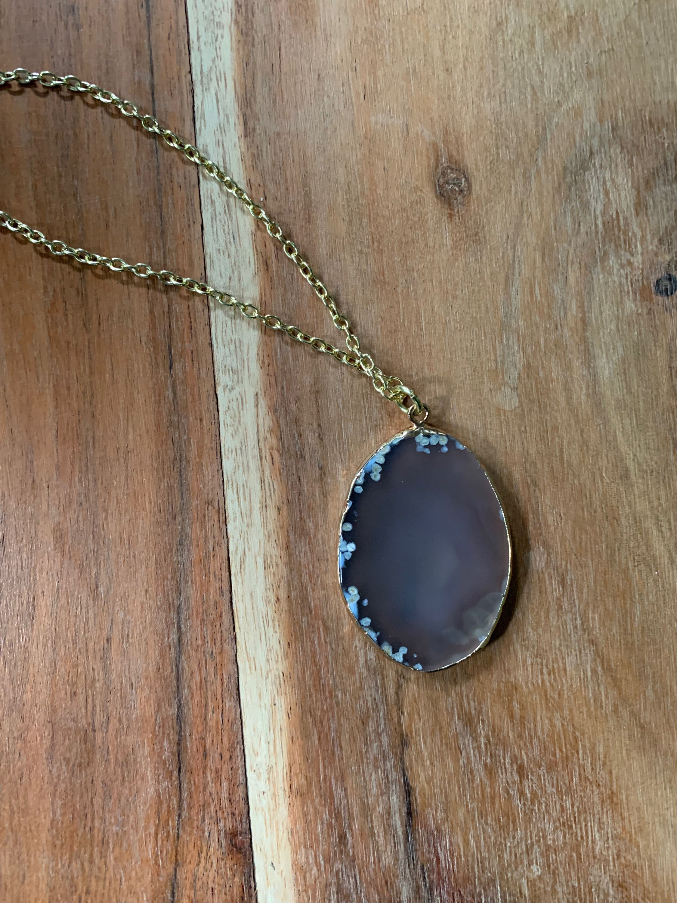 Agate Gemstone Pendant Necklace 