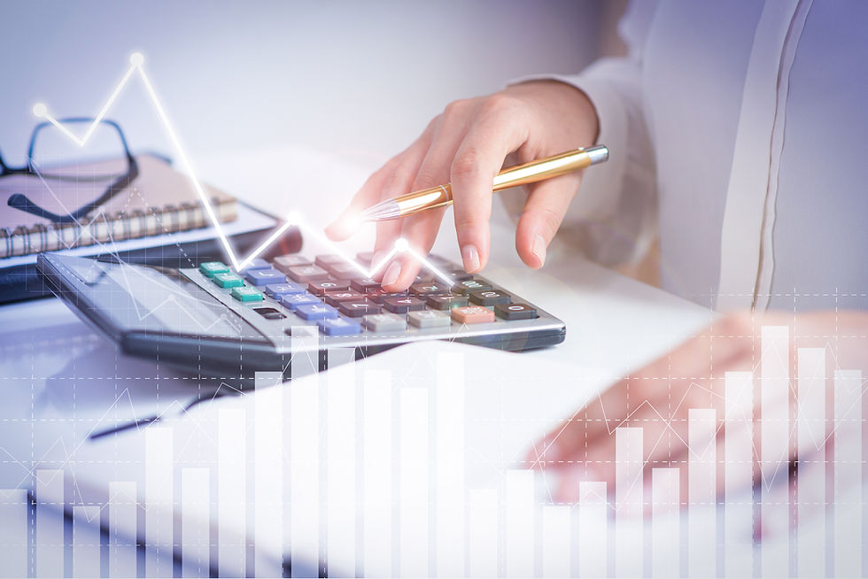 TrueDraftAccountingSolutions_Bookkeeping_accountant-calculating-profit-with-financial-anal