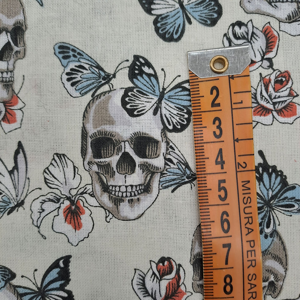 Miniatura: Calaveras con flores