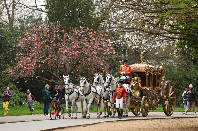 Front angle of Uber Coronation Carriage