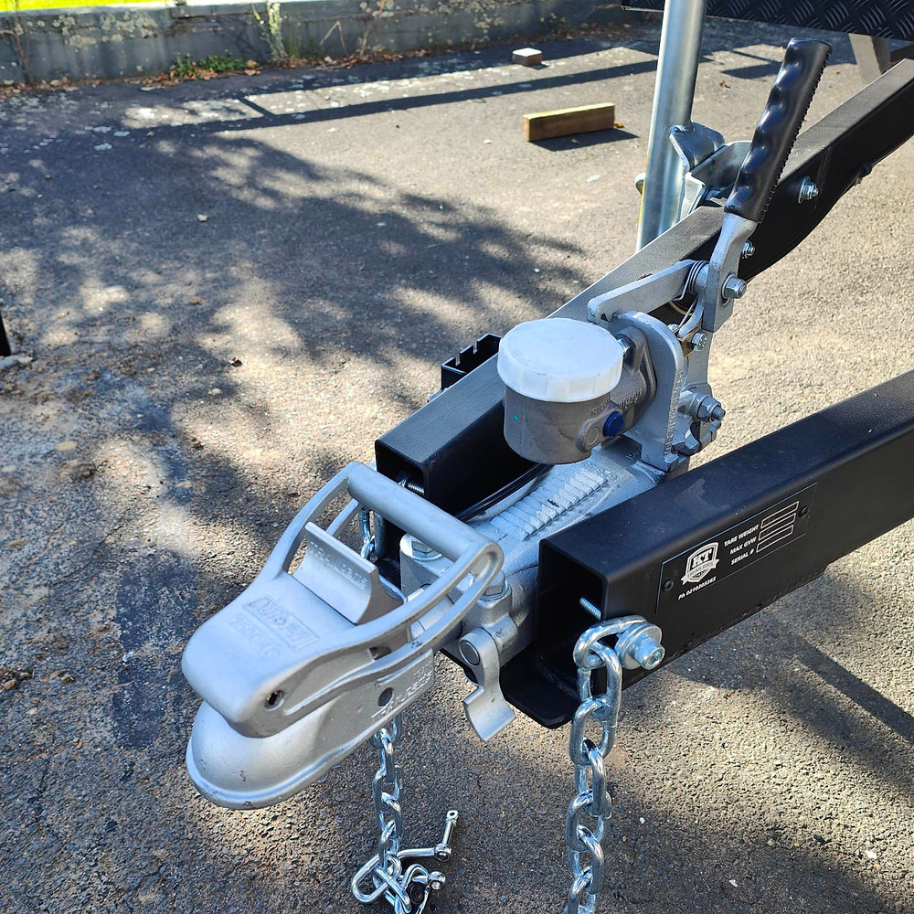 What You Need to Know About Trailer Brakes
