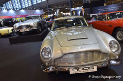 Aston Martin DB5 Saloon .