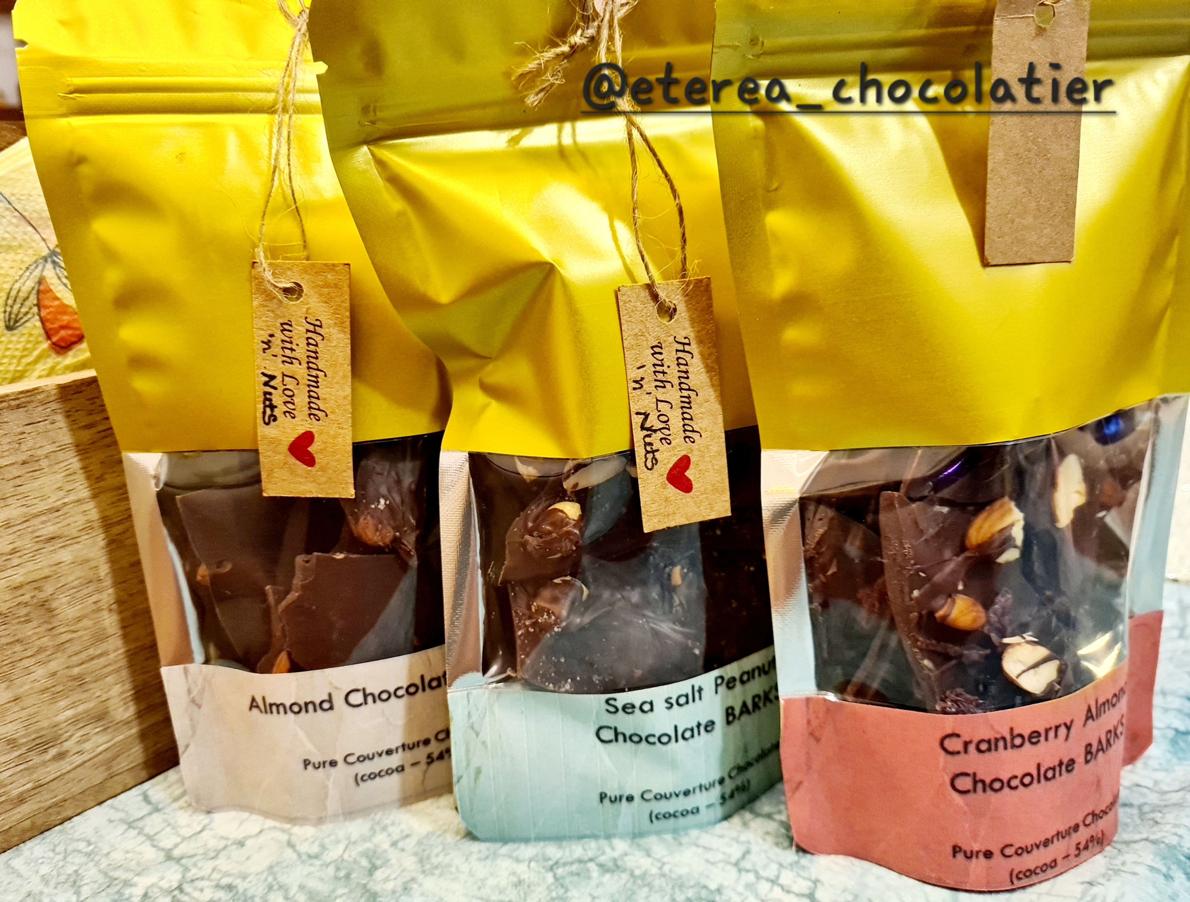Almond Choco Barks