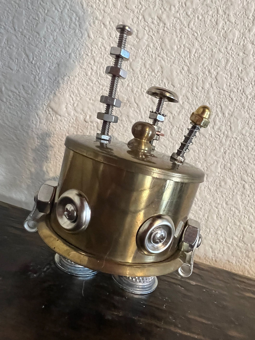 Thumbnail: Batteries Not Included Bot