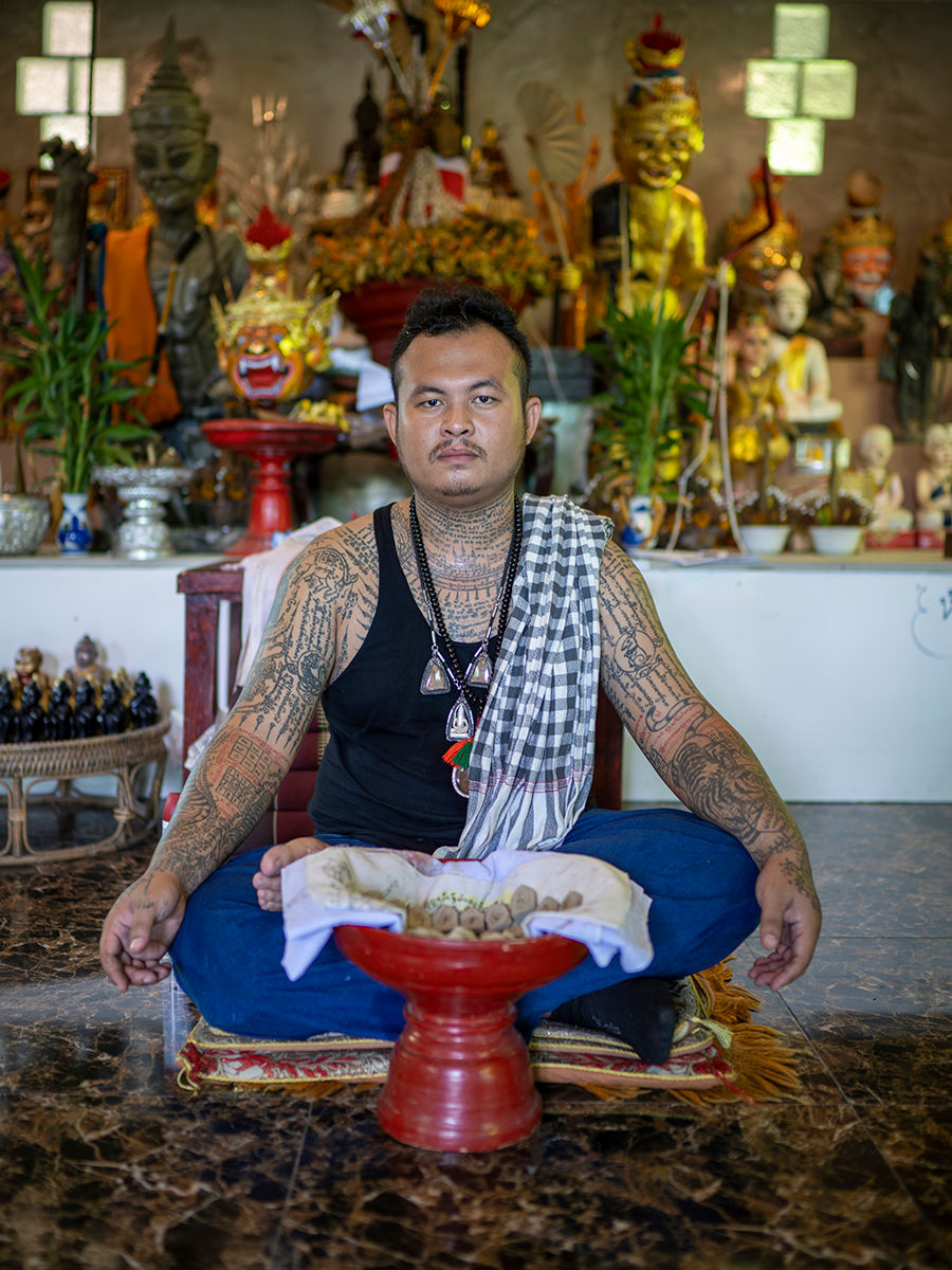 Thumbnail: Bespoke Gaa Satorn Takrut by Ajarn Tui - to protect from backstabbers