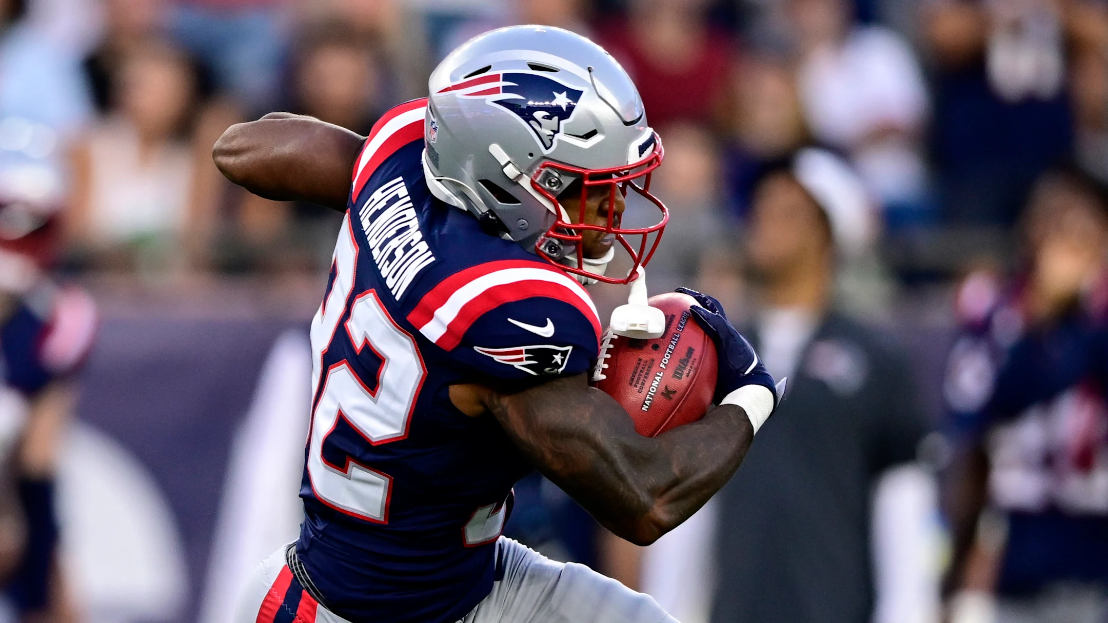 Patriots RB Treveyon Henderson