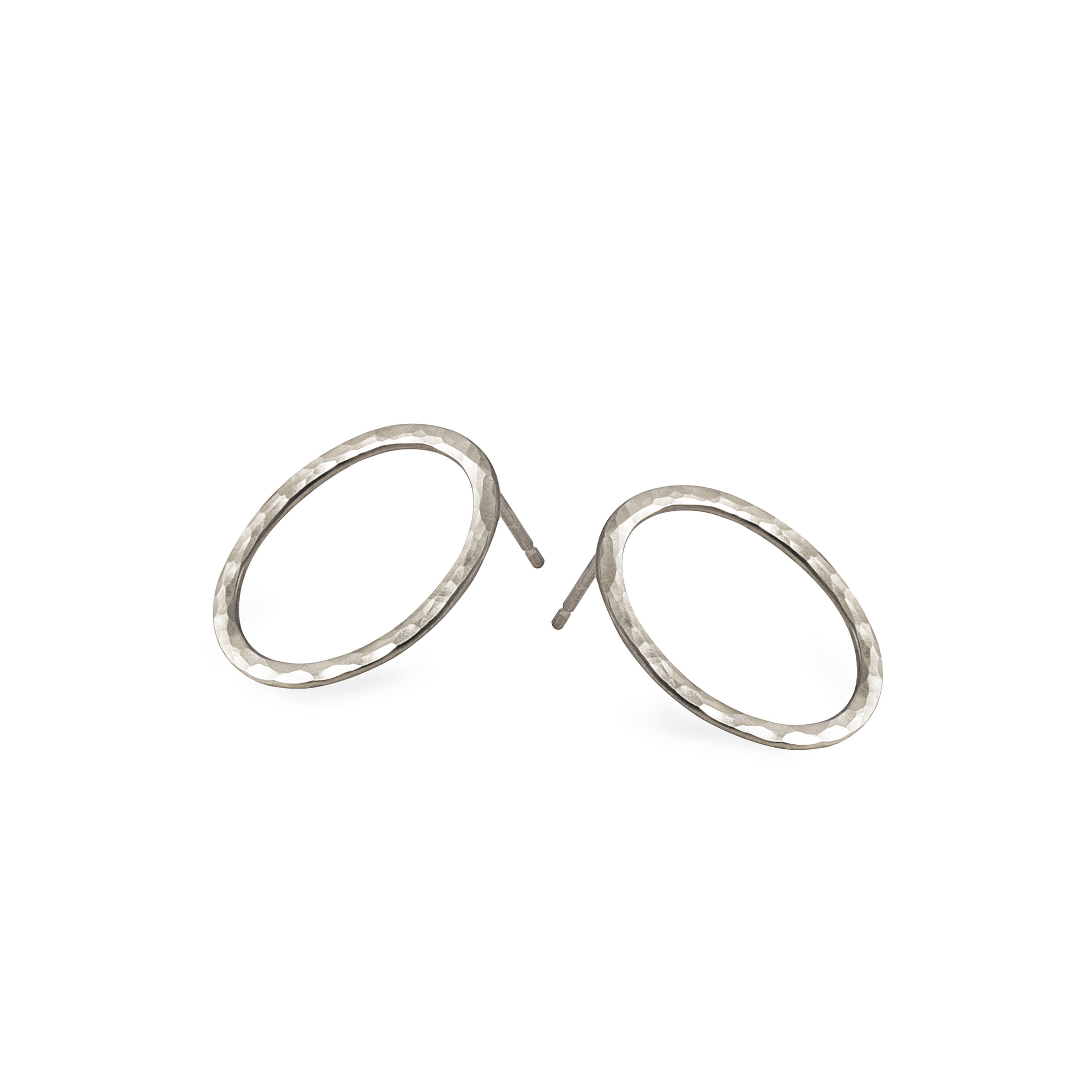 Small Cascade Oval Stud Earrings in silver with hammer texture